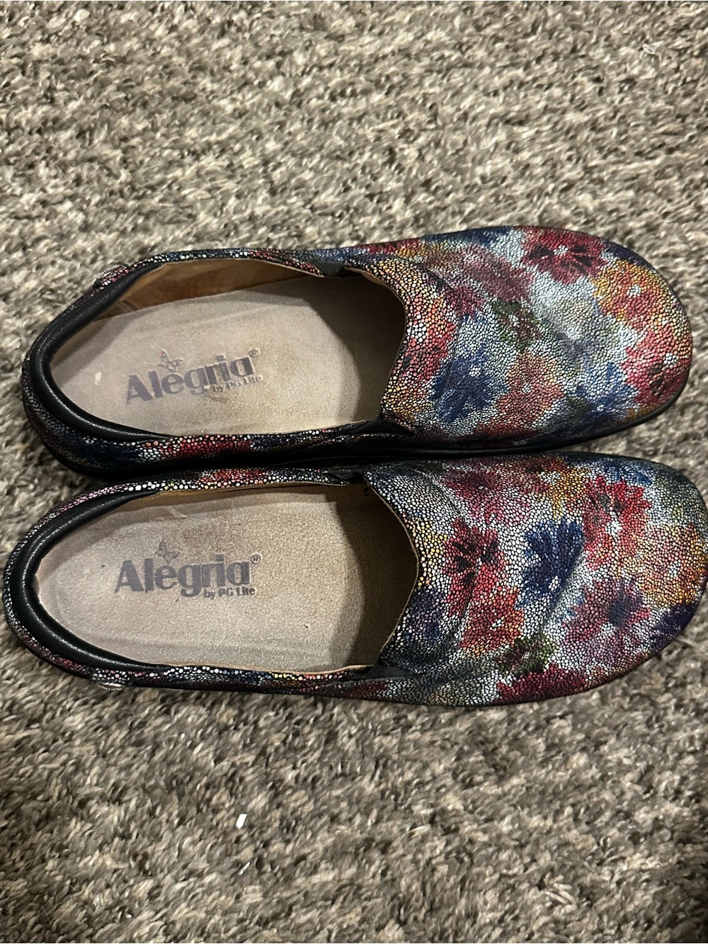 Alegria Floral Multicolor Slip-On Clogs in Red Blue Green - Picture 5 of 7